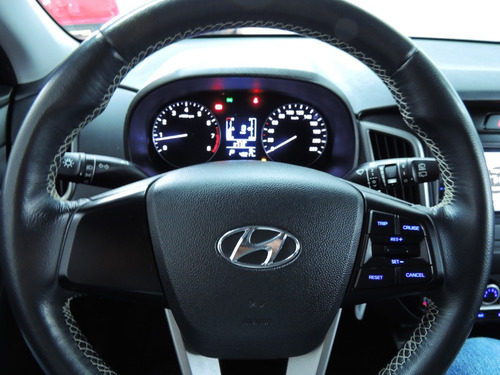 Imagem 12 de 17 de Creta Attitude 1.6 Automático 2018 Couro Multimidia Baixo Km