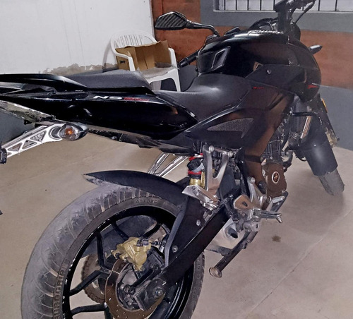 Imagen 6 de 6 de Bajaj Rouser 2016