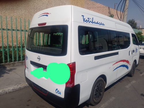 Nissan Urvan 2.5 Panel Ventanas Amplia Mt