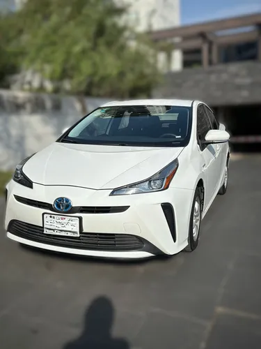 Toyota Prius HYBRID BASE 1.8