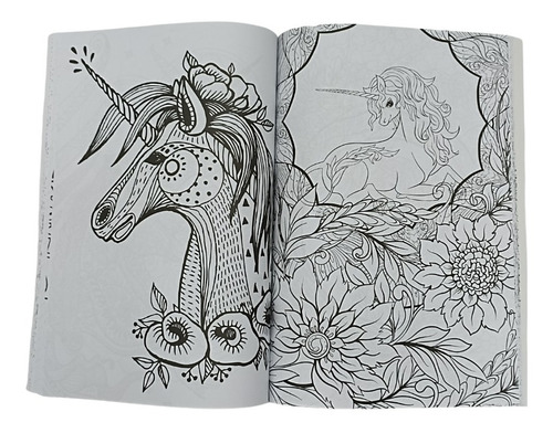 Imagen 3 de 5 de Libro Para Colorear Maravillosos Unicornios Magicos Cuentos