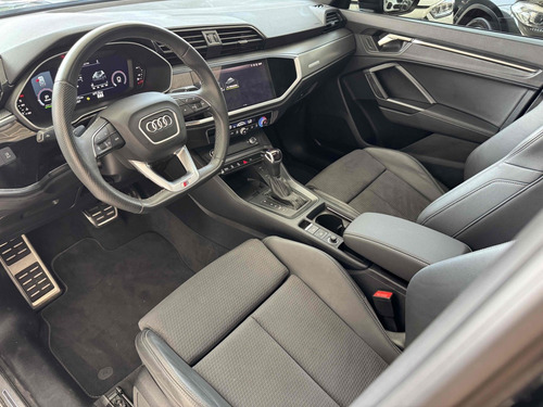 Audi Q3 2.0 40 TFSI GASOLINA PERFORMANCE BLACK QUATTRO TIPTRONIC