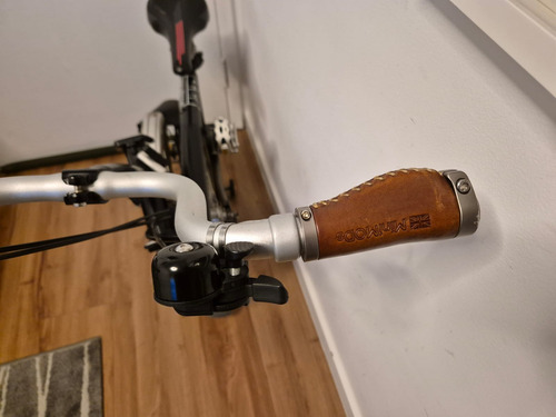 Bicicleta Brompton Superlight - Titânio Preto Único