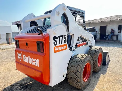 Minicargador Bobcat S175