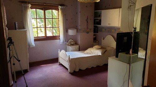 Chalet De Categoría En Muy Buena Ubicación