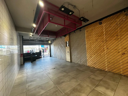 Excelente Local Comercial, Calle Bulnes Lado Macdonalds