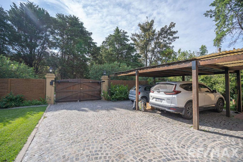Venta Casa 5 Ambientes C Pileta En Comarca Del Sol