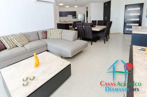 Cad Lobayan 303. Terraza Con Vista Parcial Al Mar