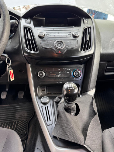 Ford Focus III 1.6 S