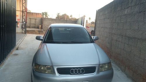 Imagem 10 de 15 de Audi A3 2004 1.8 Turbo Aut. 5p 180 Hp