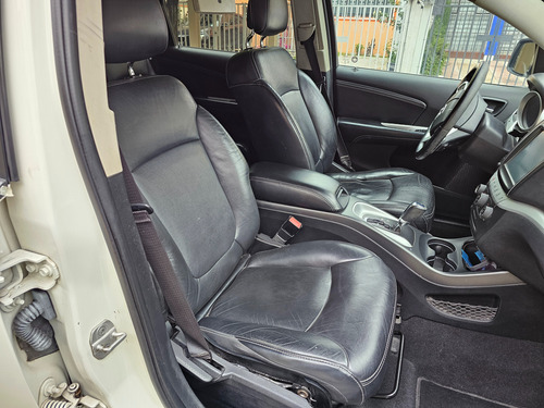 Dodge Journey 2.4 Sxt 7 Pasj At