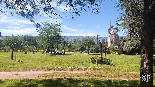 Dos Cabañas En Nono