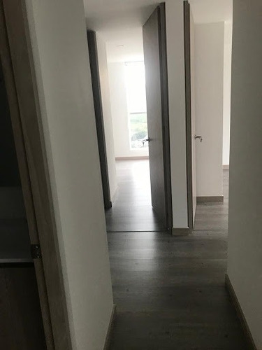 Imagen 11 de 16 de Apartamento En Arriendo Avenida Kevin Angel 279-19999