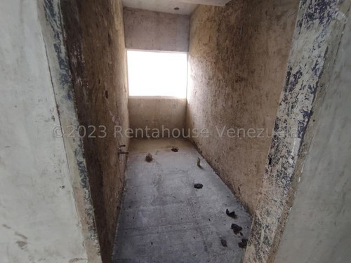 Imagen 18 de 21 de Apartamento En Venta Urb San Isidro, Maracay 23-18980
