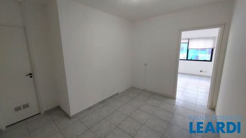 Conj. Comercial - Alphaville - Sp - 636505