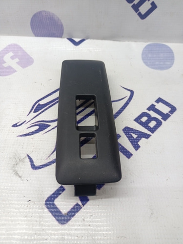 Moldura De Boton Elevador Cristal Del Der Nissan Rogue 08-12