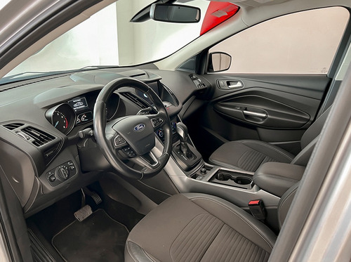 Imagen 14 de 23 de Ford Kuga Sel Ecoboost 6 A/t