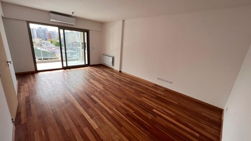 Hermoso Piso De 4 Ambientes A Estrenar En Flores