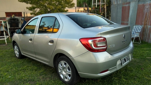 Imagen 11 de 15 de Renault Logan 1.6 Authentique 85cv 2015