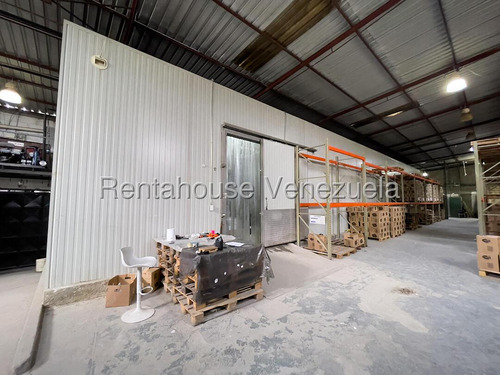 Galpón En Venta En Industrial Las Nayas Mls 25-23975 Yf