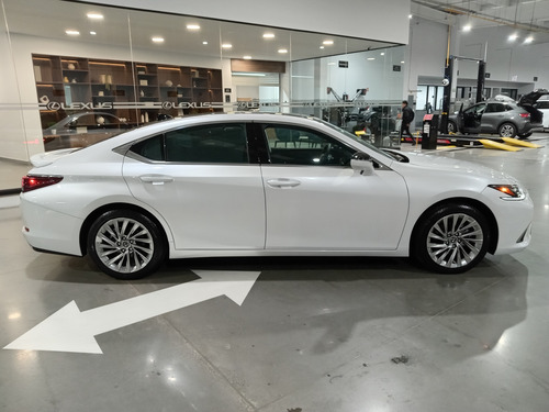 Lexus Es 2023