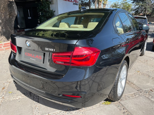 Bmw 318i Lcd 2018 Unico Dueño Flamante