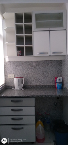 Imagen 7 de 12 de Venta Departamento 2 Ambientes Frente Con Balcon