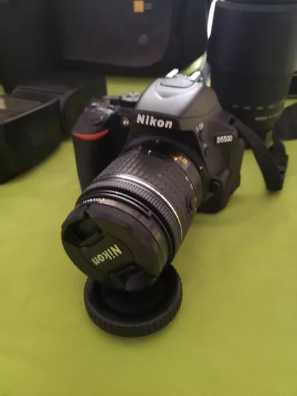 Camara Nikon D5500