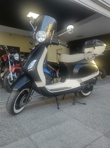 Imagen 8 de 17 de Zanella Exclusive 150 Edizone 2021 Solo 70 Km Oportunidad!