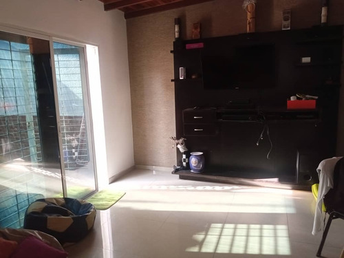 Town House En Conj. Res. Las Trinitarias, San Diego. Vende Crismelia Castillo Plth-254