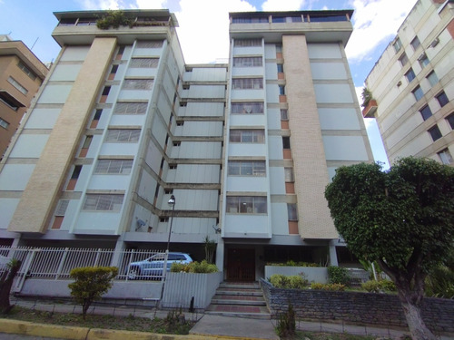 Best House Vende Apartamento En Caurimare, Caracas. 