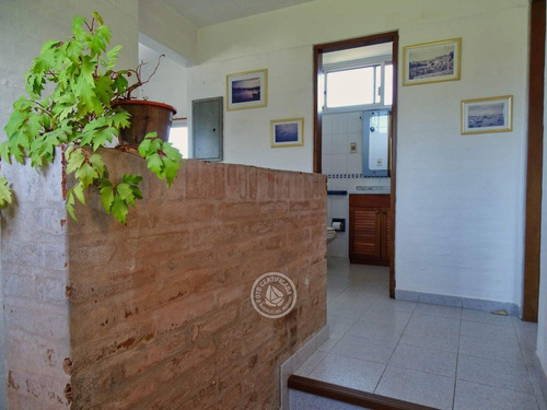 Chalet Azul En Punta Negra