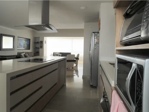 Apartamento Duplex Ubicado En Los Balsos - Poblado