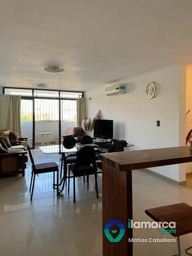 Departamento A La Venta En El Centro De Carlos Paz De 2 Dormitorios 2 Cocheras Y Pileta