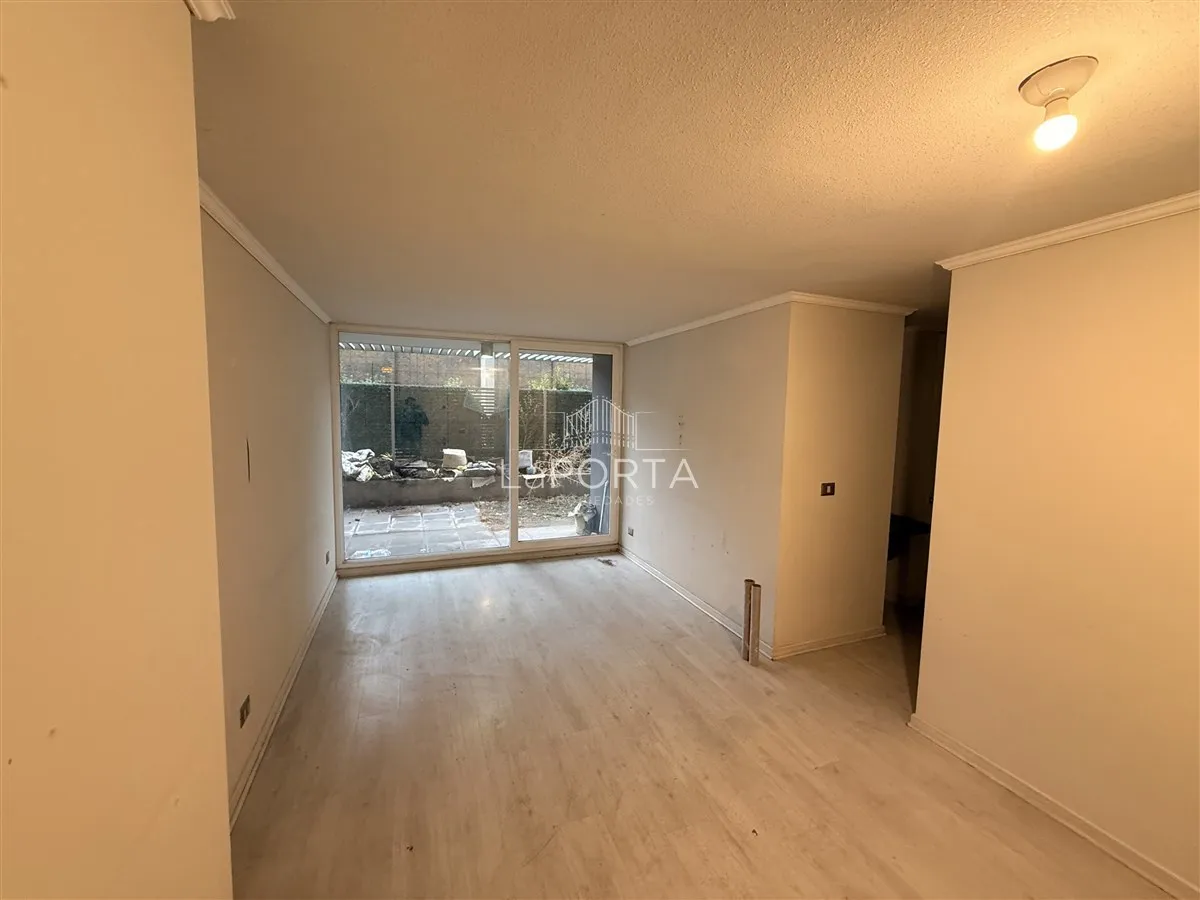 Imagen 3 de 15 de Departamento En Venta / Florida Center / Metro Mirador
