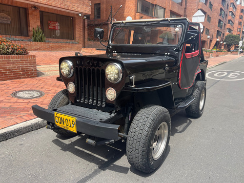 Jeep Willys Cherokee 1.6 Restaurado
