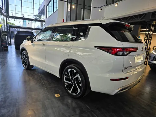 Mitsubishi All-Outlander 2.5 All-Outlander 4X4