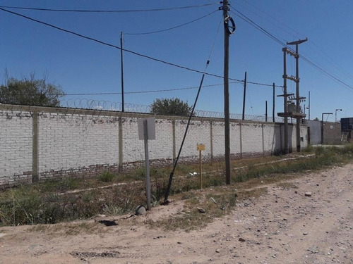 Imagen 7 de 19 de Galpones En Venta En Acceso Sur. Ruta 40. Mendoza