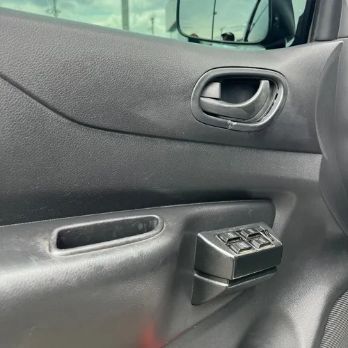 Nissan Frontier 2.5l Mecánica