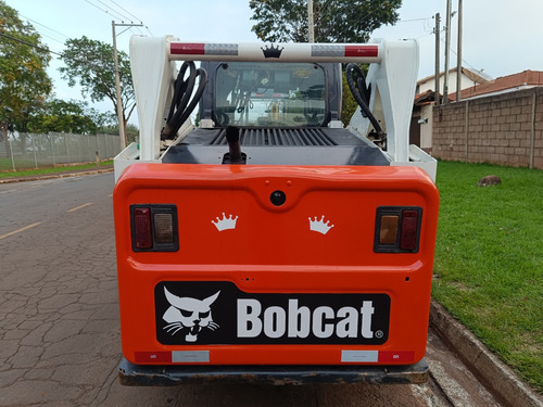 Mini-carregadeira Bobcat S530 Ref.242888