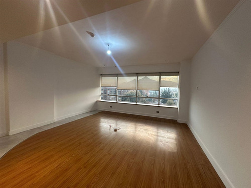 Oficina Arriendo 46m2, Con Estac 1,bodega La Dehesa Central