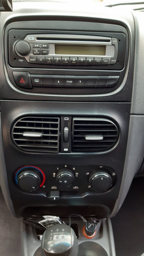 Fiat Siena 2015 1.0 El Flex 4p