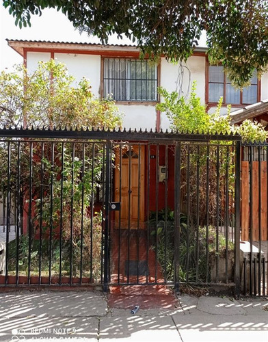 Casa En Venta Excelente Ubicación De 2/d1/b . En Quilicura