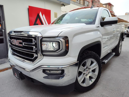 GMC Sierra 5.4 Cabina Regular Sle 4x4 At