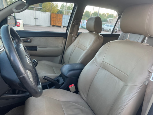 Imagen 10 de 16 de Toyota Hilux Sw4 Tdi Srv 4x4 ¡oportunidad!