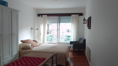 Apartamento En  Alquiler De Apartamento Ambiente En Tomas Diago Villa Biarrtiz, Con Muebles