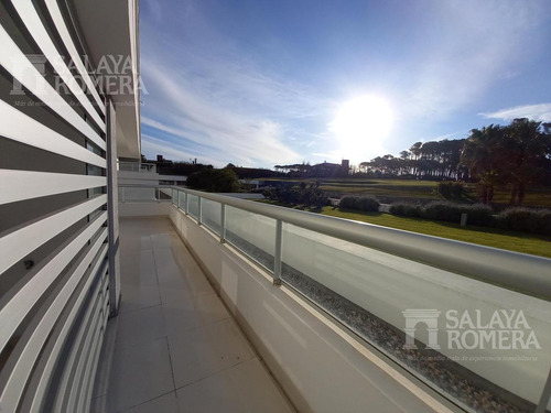 Imagen 18 de 23 de Venta - Playa Brava - 3 Dormitorios Y Servicio