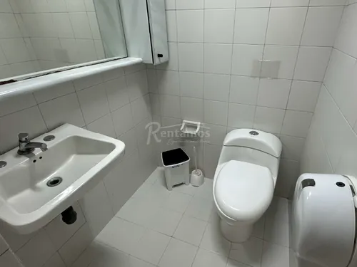 Oficina En Arriendo En El Poblado. Cod A775949