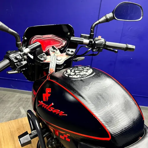 Bajaj Pulsar 180 2014