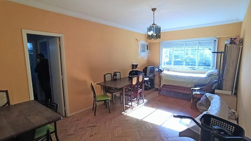 Imagen 2 de 15 de Departamento 3 Amb Luminoso - Bajas Expensas - Venta - Coghlan